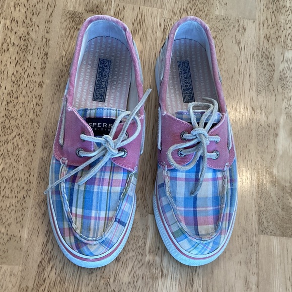 Bundle of four pair Sperry Topsiders - Picture 14 of 15